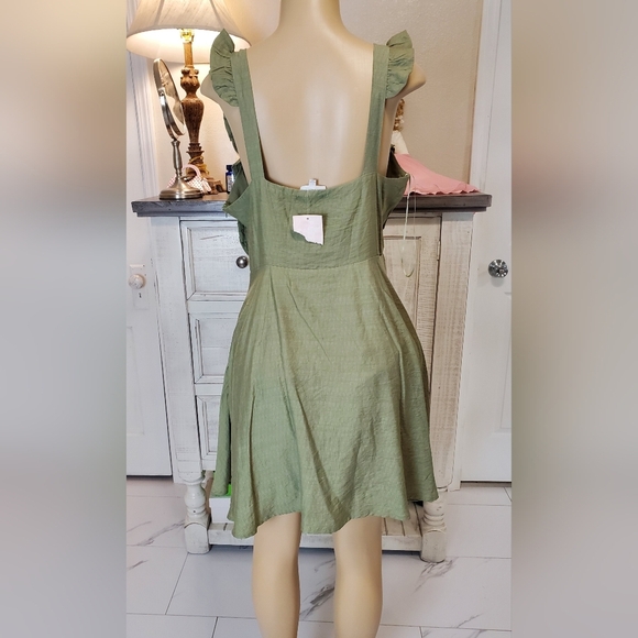Elegant Olive Ruffle Dress - Picture 3 of 5